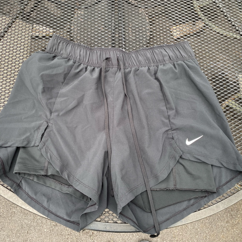 Nike Flex Essential 2-in-1, Women's Training Shorts, size S
